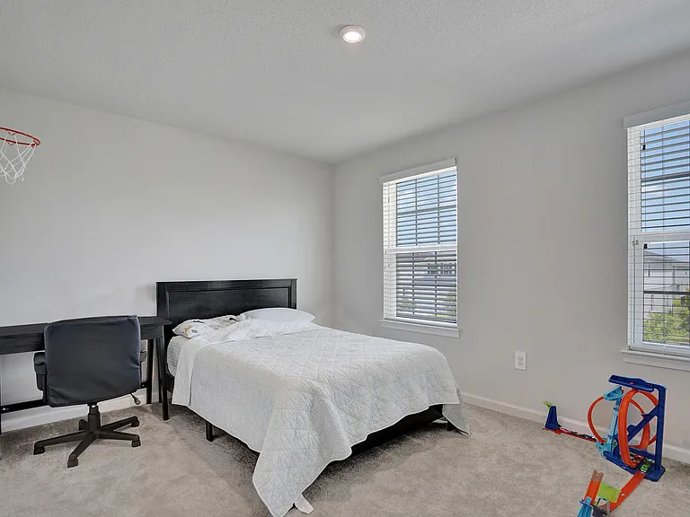 12749 SW Orvieto Way — Photo 16