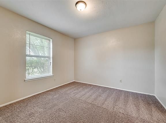 5th image of 1218 Southridge Dr