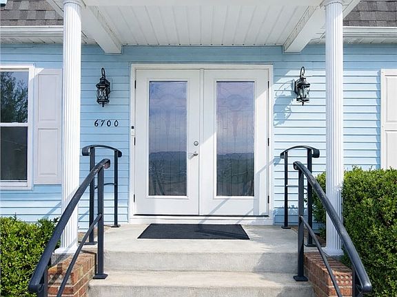 3rd image of 6700 Pole Bridge Rd