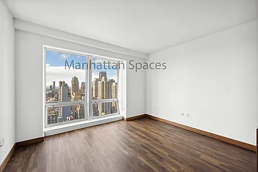 Sold by Manhattan Spaces