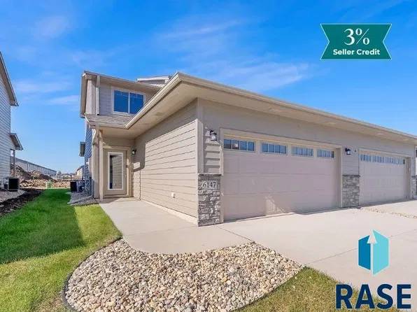 6147 S Bison Pl, Sioux Falls, SD 57108