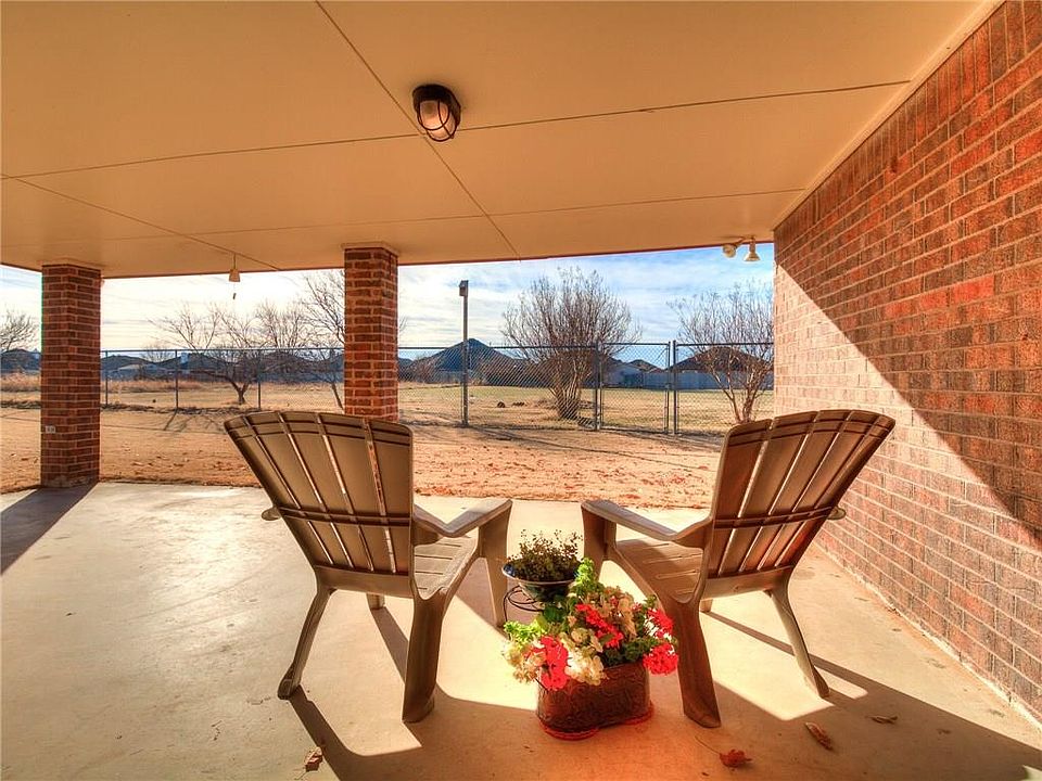 1st image of 15212 Megan Cir