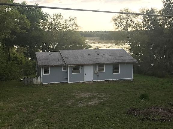 3rd image of 203 Duncan Ave