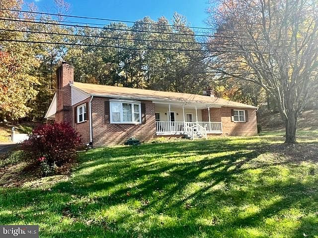 1st image of 820 Cedar Grove Rd