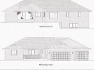 W7747 Volendam St, Holmen, WI 54636