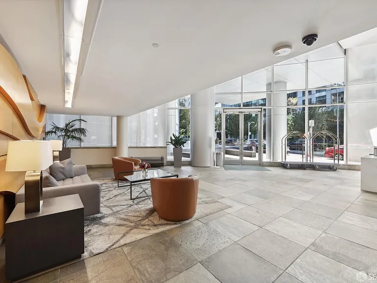 301 Main St #27F — Photo 15