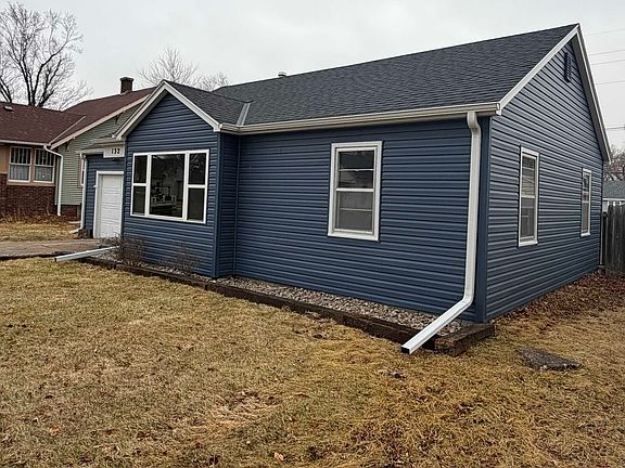 2nd image of 132 N Hubbard Ave