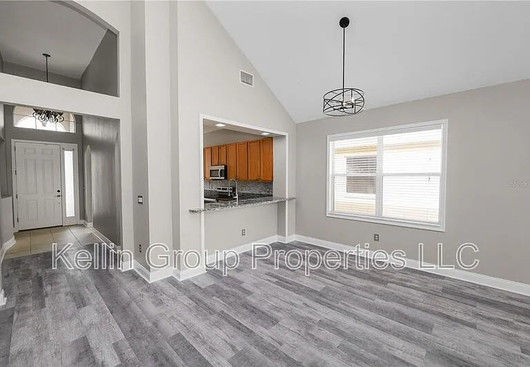 30816 Pumpkin Ridge Dr — Photo 3