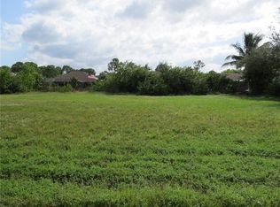 2612 Surfside Blvd, Cape Coral, FL 33914