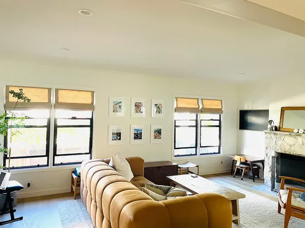 340 30th St #340, Hermosa Beach, CA 90254