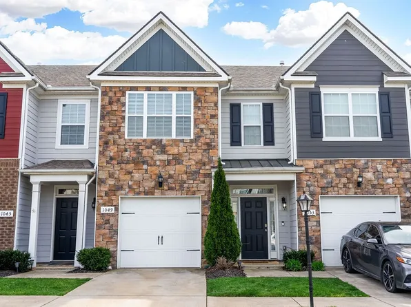 1049 Enclave Ave, Pleasant View, TN 37146