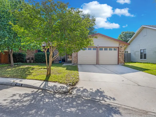 6831 Country Hill, San Antonio, TX 78240