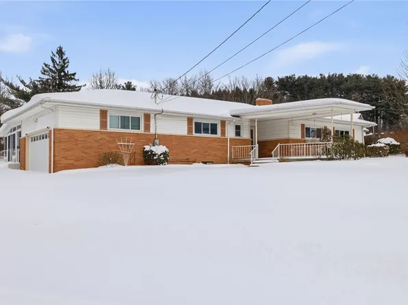 214 Sunset Dr, New Castle, PA 16105