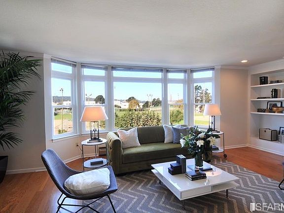 3rd image of 3350 Laguna St #201