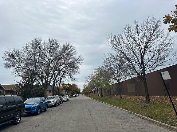 5th image of 4343 S Drake Ave
