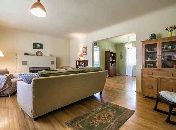 4th image of 207 Montclaire Dr NE