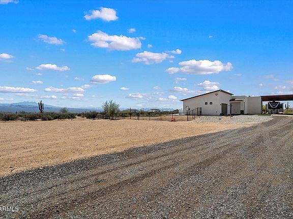 4th image of 16533 E DALE Lane