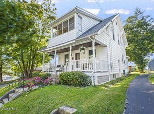 1019 Dean St, Schenectady, NY 12309