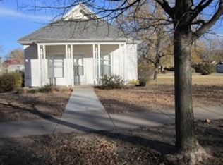 116 S Tracy St, Clearwater, KS 67026