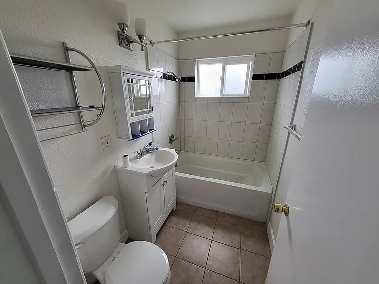 2274 Ellena Dr — Photo 3
