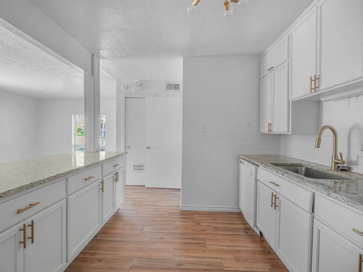 1 bed, 675 sqft, $1,425 — Photo 3
