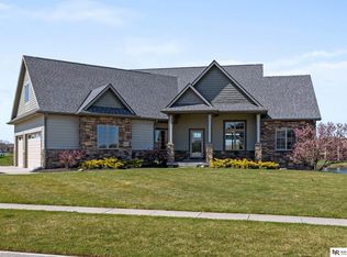 2920 W Gazebo Rd, Lincoln, NE 68523