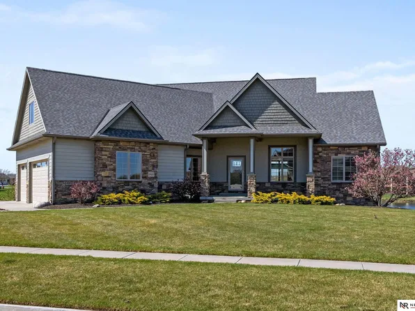 2920 W Gazebo Rd, Lincoln, NE 68523