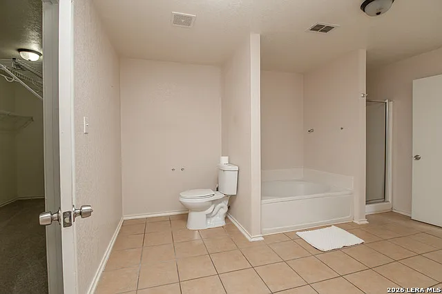 655 Northlake Dr — Photo 43