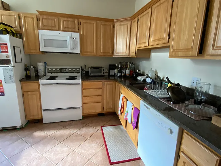 45-60 Longwood ave — Photo 2