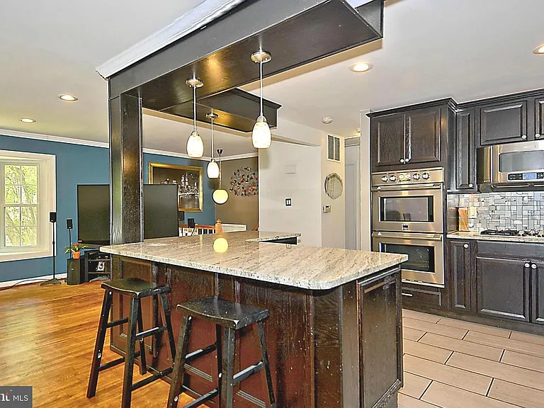 9009 Orange Hunt Ln — Photo 11