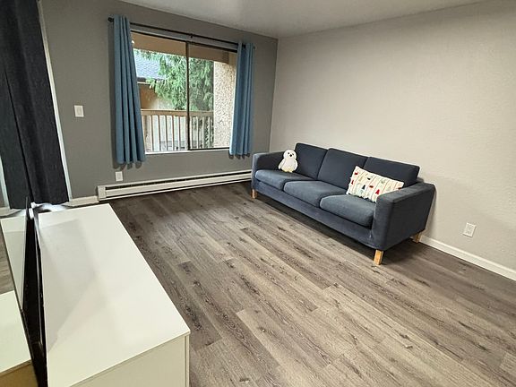 2nd image of 10330 SE 6th St APT A2