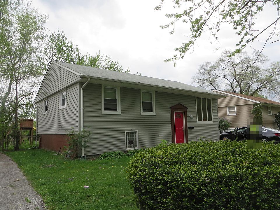 2nd image of 22491 Yates Ave