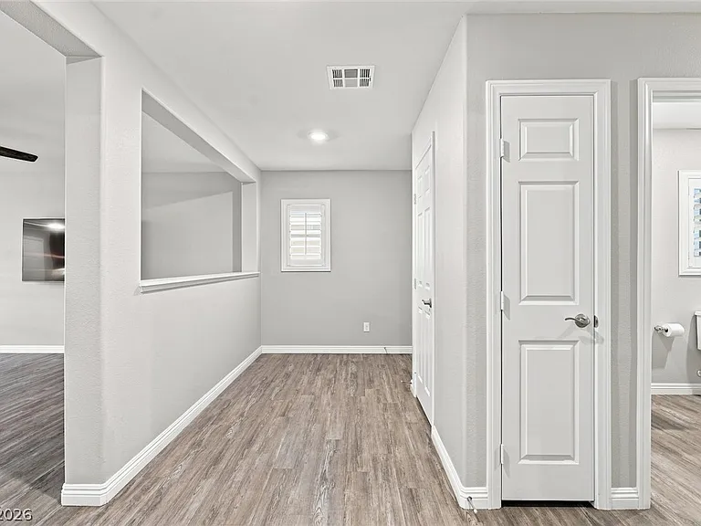 1525 Deep Valley Ave — Photo 7