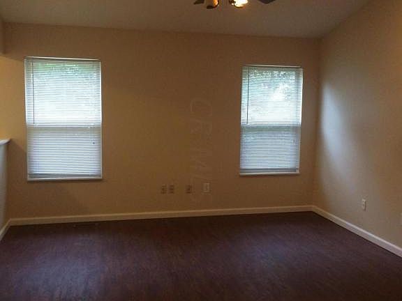 4th image of 5939 Brookmont Dr
