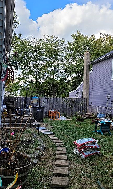 1st image of 31 E Shannon Ave
