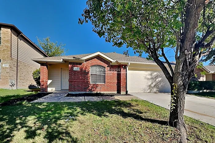 4 bed, 2.0 bath, 2084 sqft, $2,425 — Photo 1