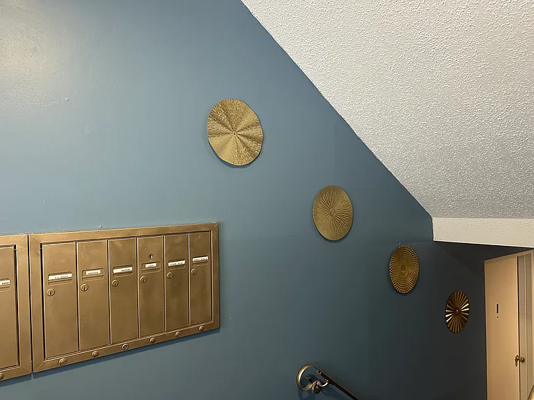 433 Genesee St #1 — Photo 12