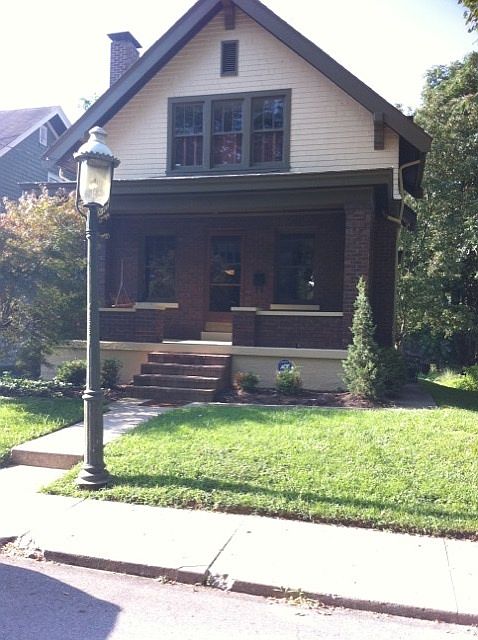 1st image of 2843 E Saint Charles Pl