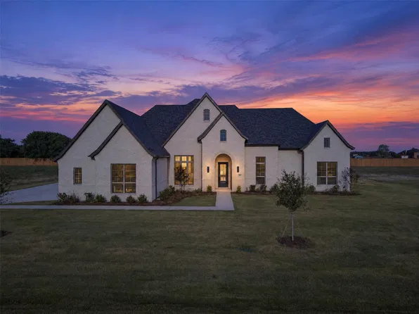 249 Samir Ln, Waxahachie, TX 75165