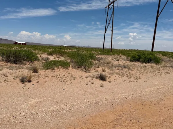 Kiowas Rd SE, Deming, NM 88030