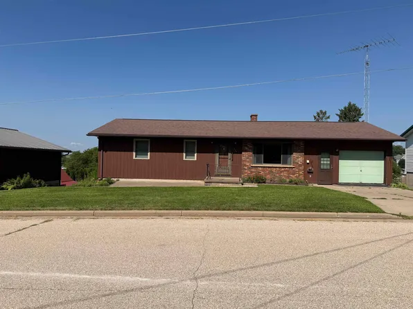 421 Prospect St, Bloomington, WI 53804