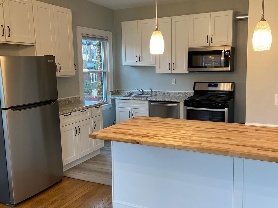 Open Kitchen with Island