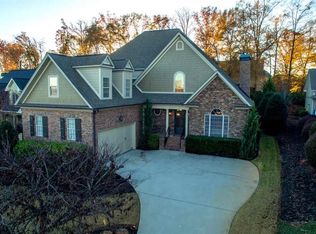 104 Stonebridge Dr, Simpsonville, SC 29681