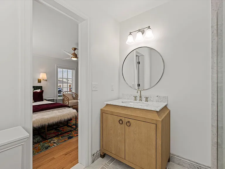 6521 Avondale Dr — Photo 37