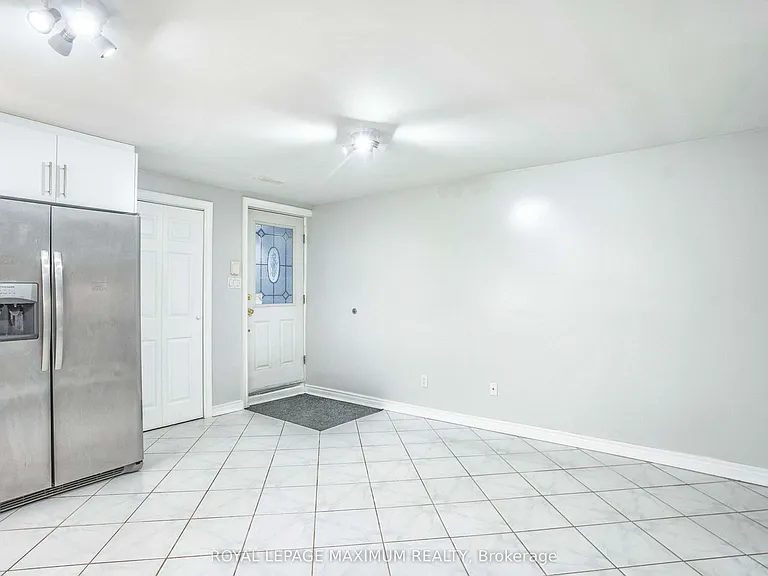 641 Caledonia Rd #BASEMENT — Photo 10