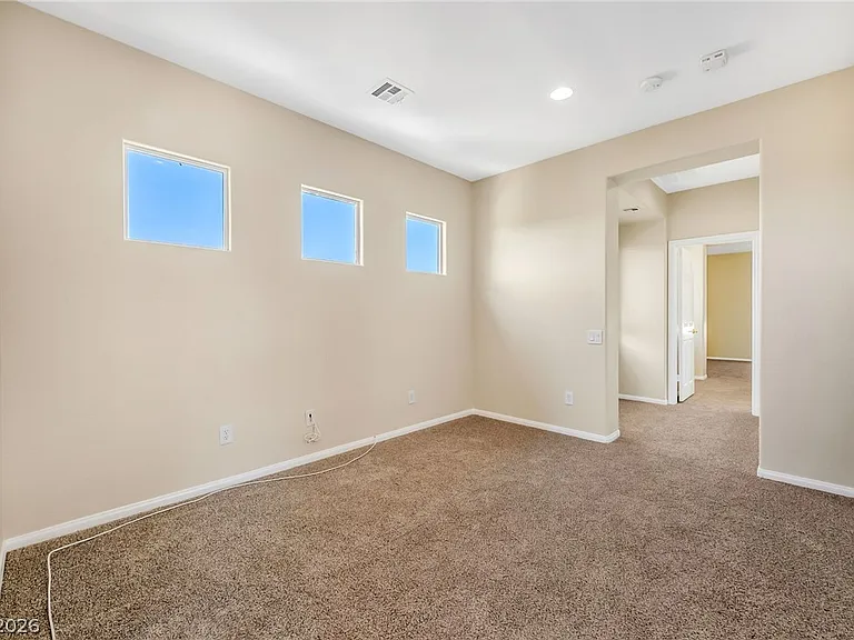 2155 Spurs Ct — Photo 15