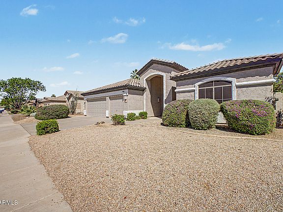 3rd image of 2362 E SAN TAN Street