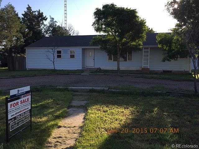 For Sale: 314 4th Avenue, Deer Trail, CO 80105