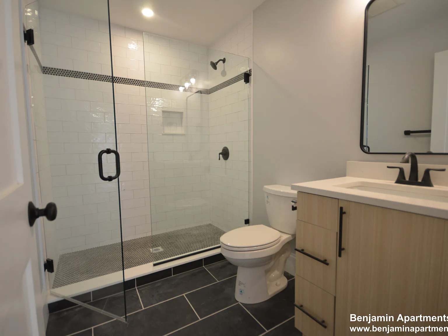 2 bed, 1100 sqft, $3,600 — Photo 3