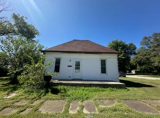 234 W 7th St, Eldon, MO 65026